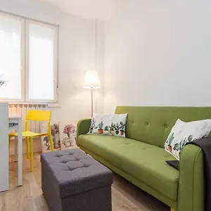 https://urban-class-apartament-by-the-urban-hosts.bilbaohotelsspain.com