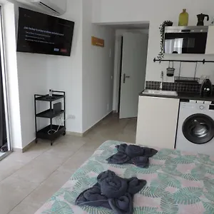 Begonia Center 230 By Namaste Elite Appartement
