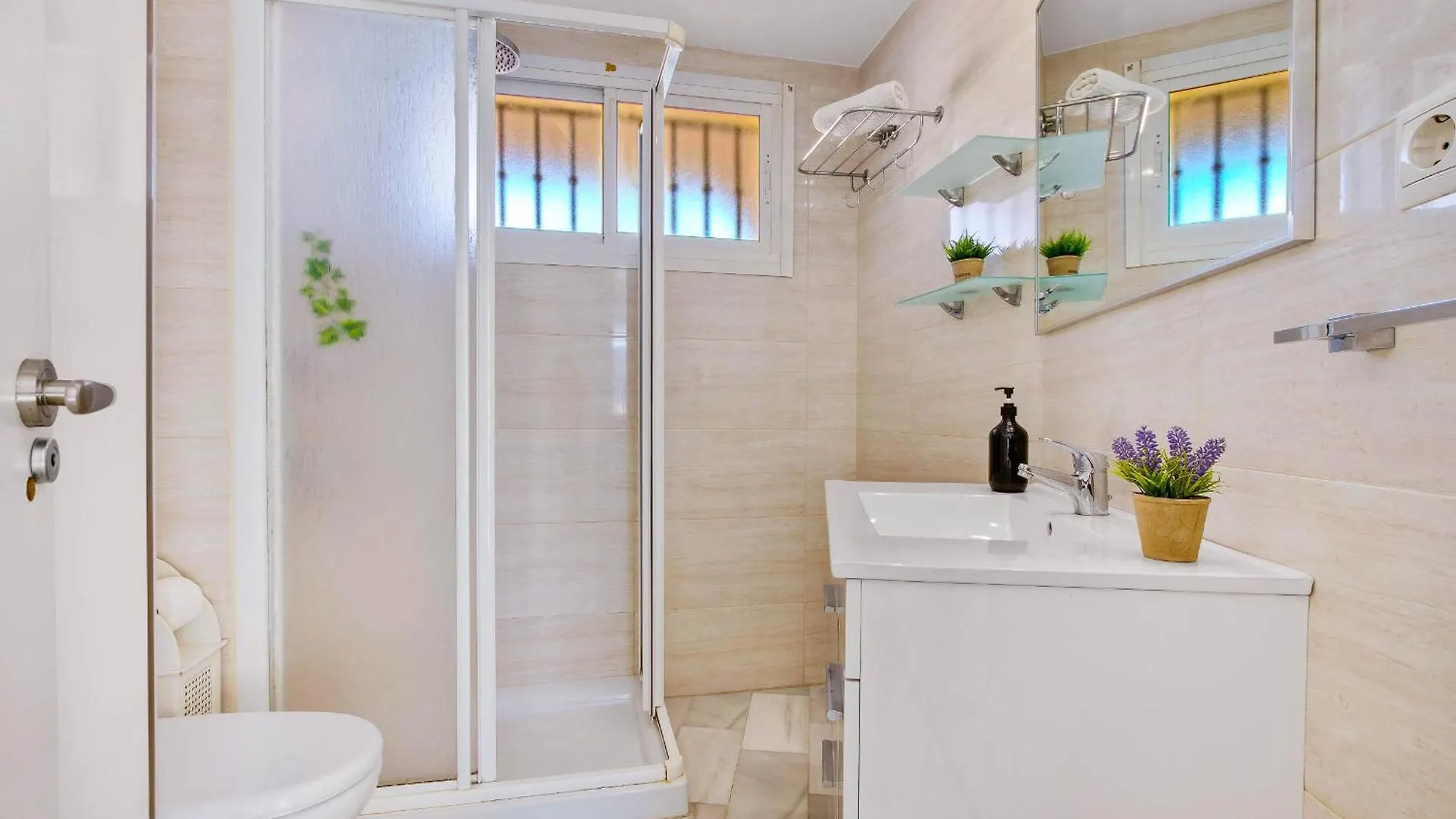 Erisa 68 By Ivi Real Estate Apartment Torremolinos