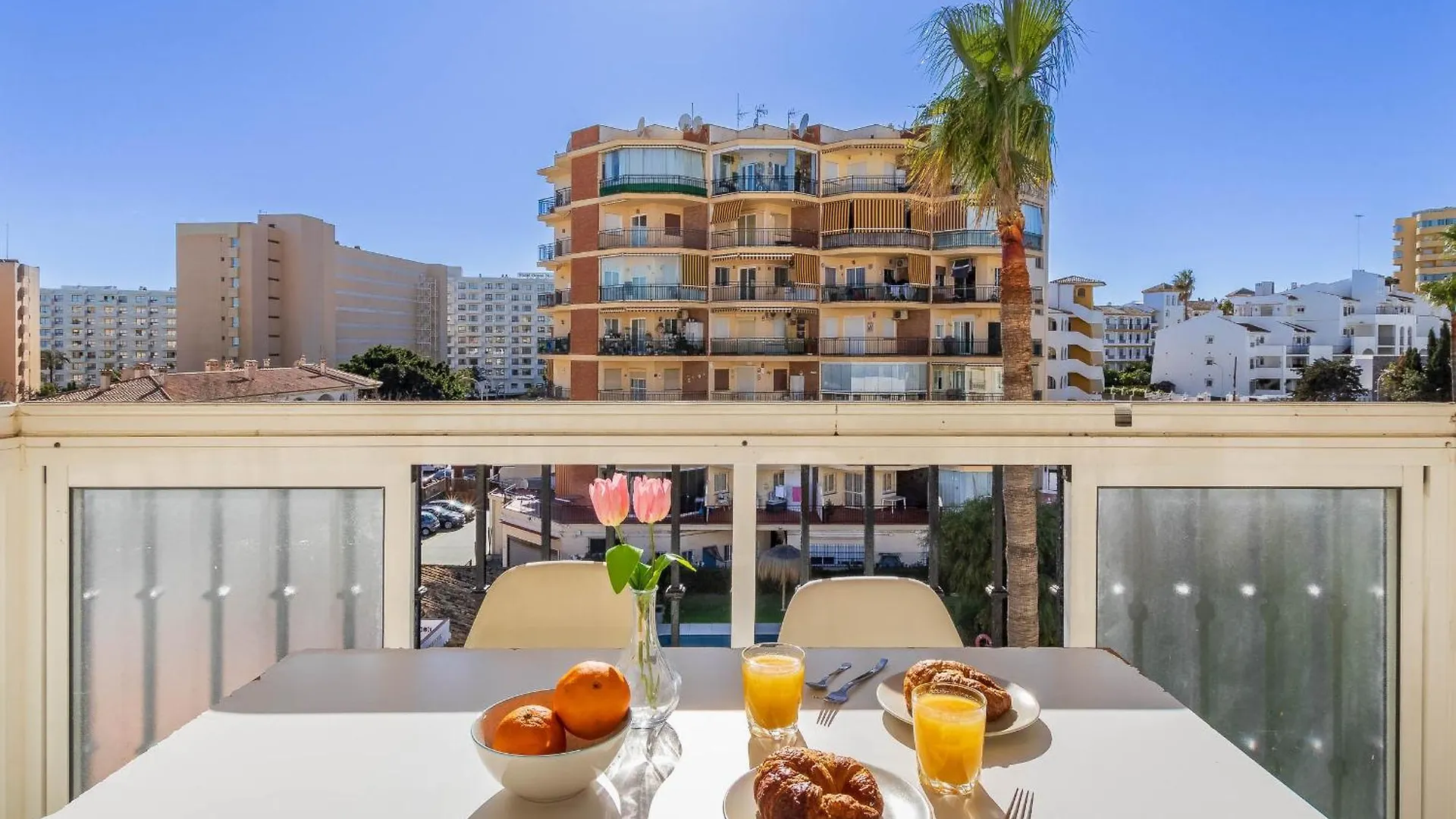 Erisa 68 By Ivi Real Estate Apartment Torremolinos 0*,